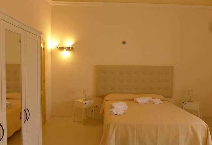 客栈  Landolina Palace