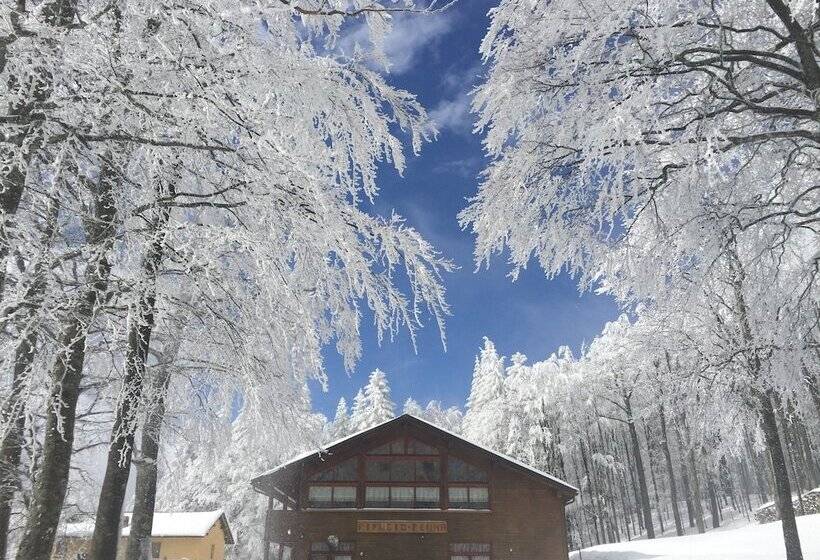 여관 Rifugio Casermette Del Monte Penna