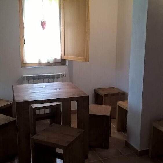 여관 Rifugio Casermette Del Monte Penna