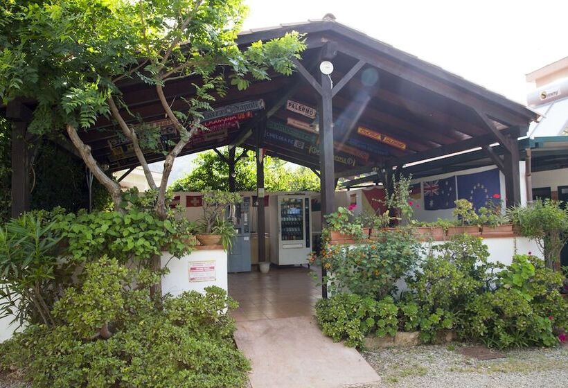 酒店 Camping Degli Ulivi