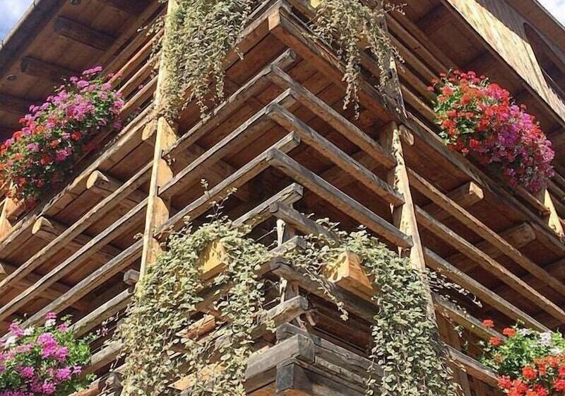 فندق Garni Plueme