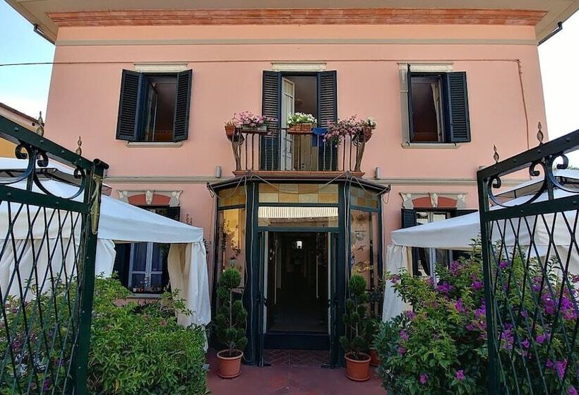 בית מלון כפרי Ludovico Ariosto