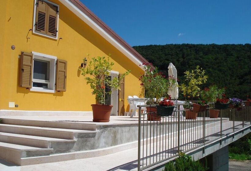 فندق ريفى Agriturismo Agape