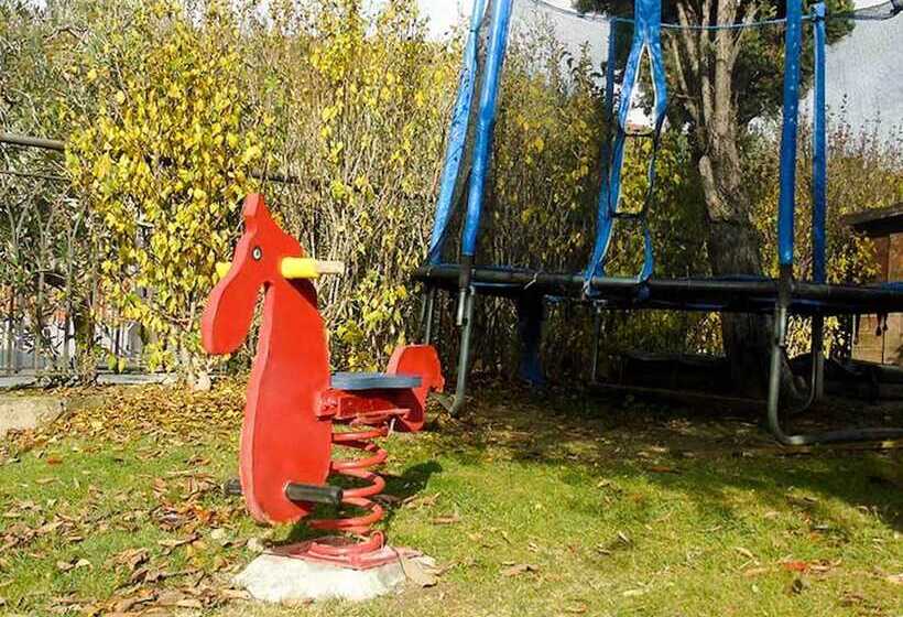 בית מלון כפרי Agriturismo Cascina Crocelle