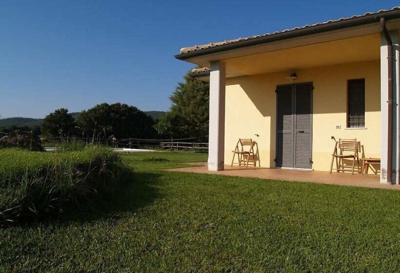 هتل روستایی Agriturismo Cavallin Del Bufalo