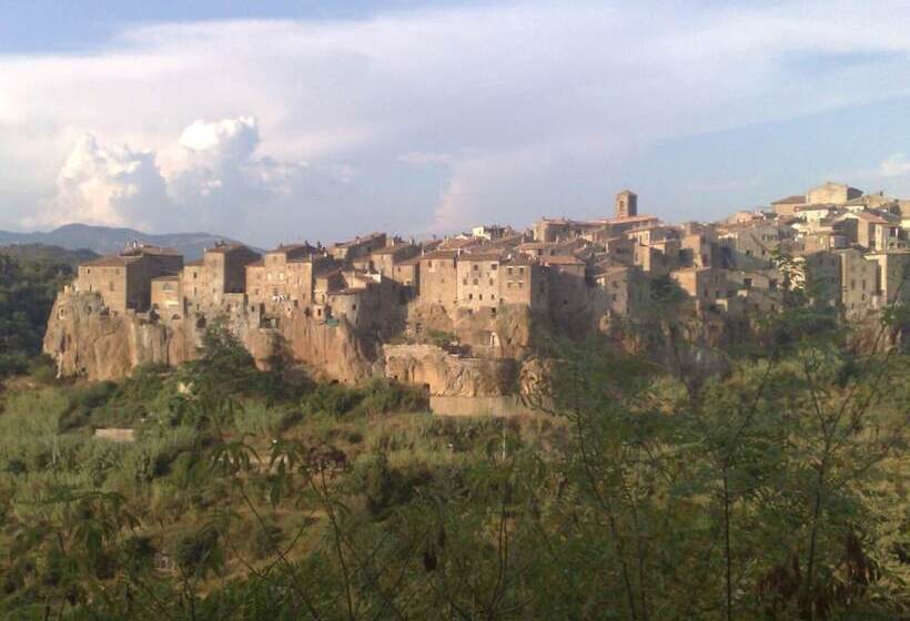 هتل روستایی Agriturismo Cavallin Del Bufalo