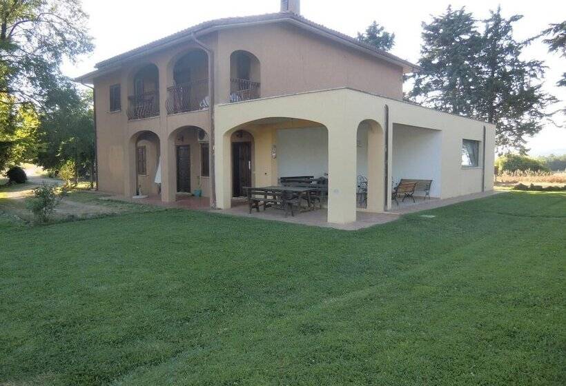 هتل روستایی Agriturismo Cavallin Del Bufalo