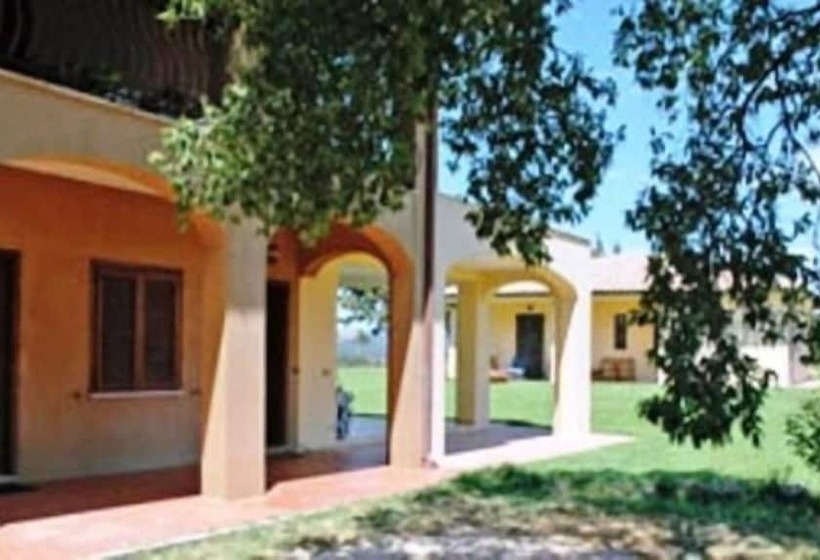 هتل روستایی Agriturismo Cavallin Del Bufalo