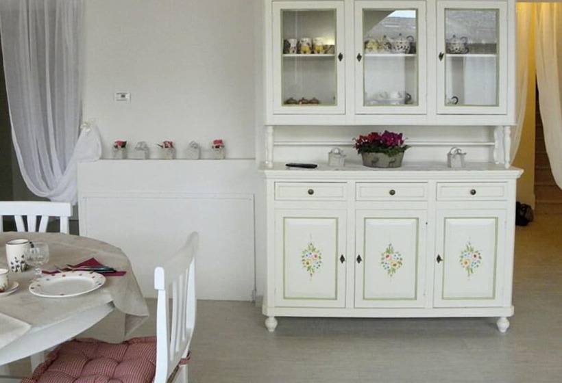 فندق ريفى Agriturismo Corte Zuccone