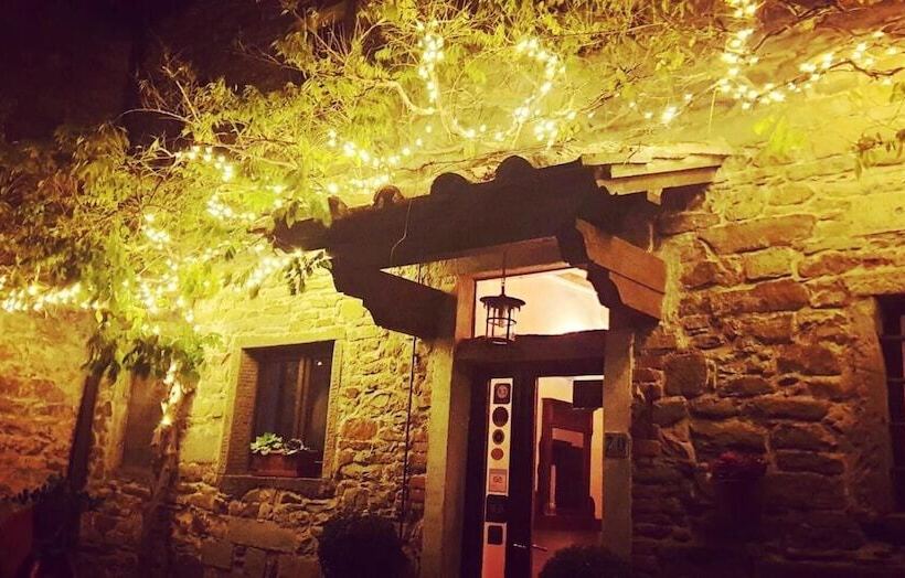 乡村酒店  Agriturismo La Casina Della Burraia