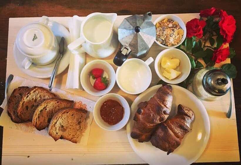 בית מלון כפרי Agriturismo Le Tre Pietre