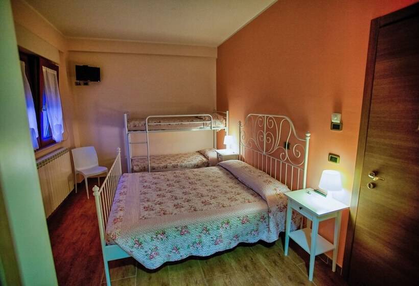 فندق ريفى Il Vecchio Pollaio