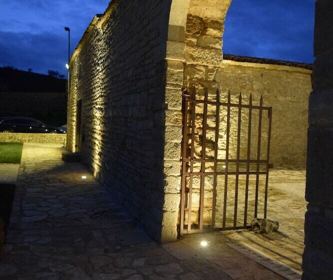 בית מלון כפרי Masseria Revinaldi