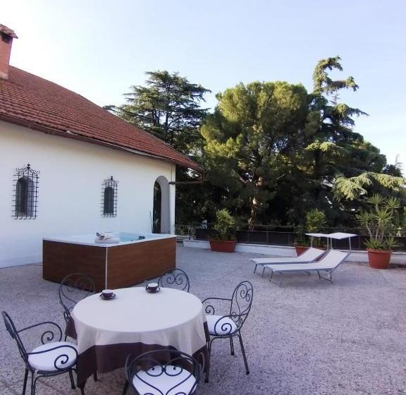 فندق Villa Delle Querce Resort