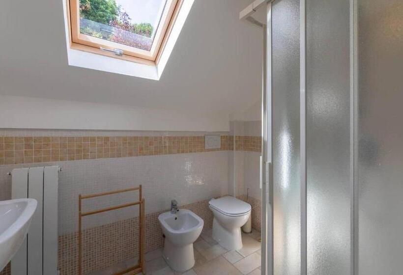 La Sterlizia Di Santa Croce