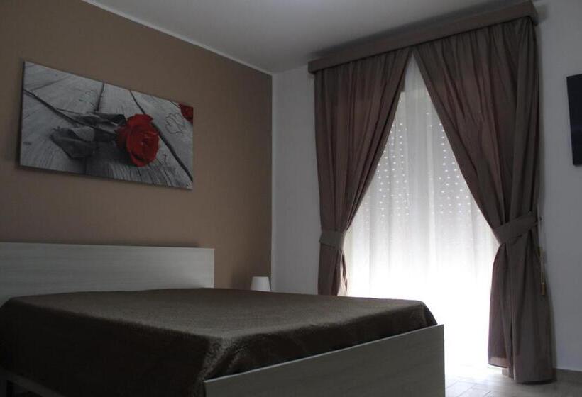 ペンション Affittacamere La Traversa