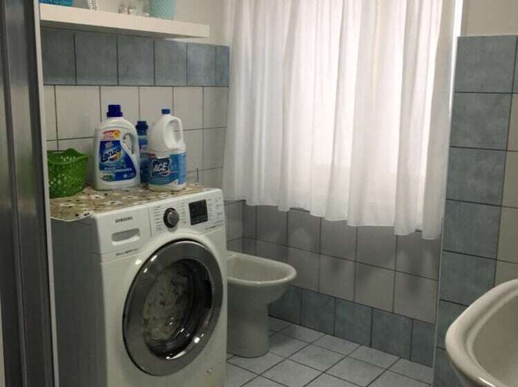 ペンション Affittacamere La Traversa