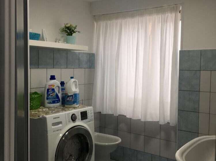 ペンション Affittacamere La Traversa