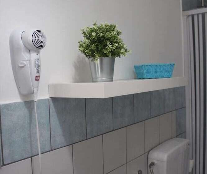 ペンション Affittacamere La Traversa