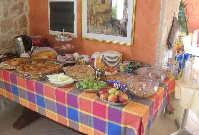 پانسیون Borgo Rigolizia Vacanze