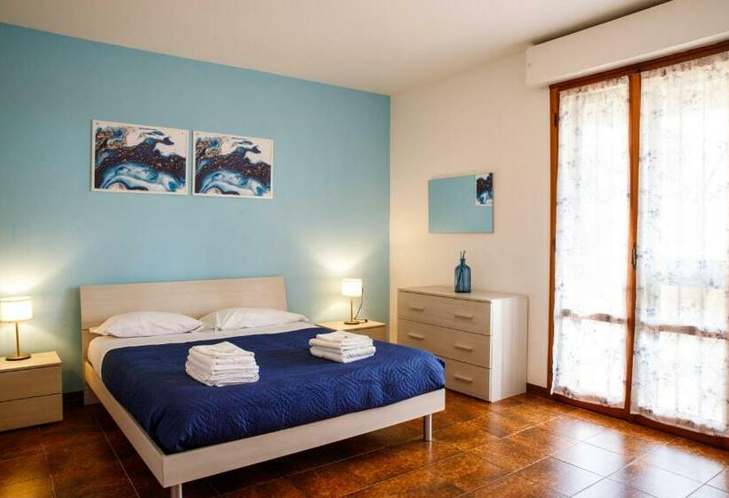 پانسیون Etruria Airport