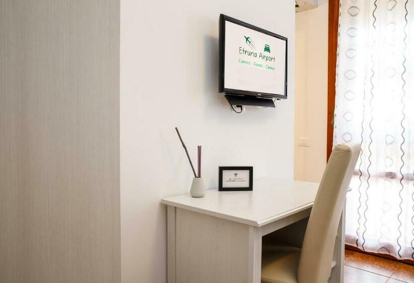 پانسیون Etruria Airport