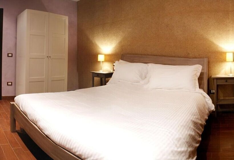 פנסיון Garden Holiday