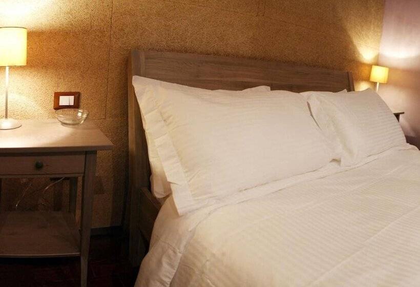 פנסיון Garden Holiday