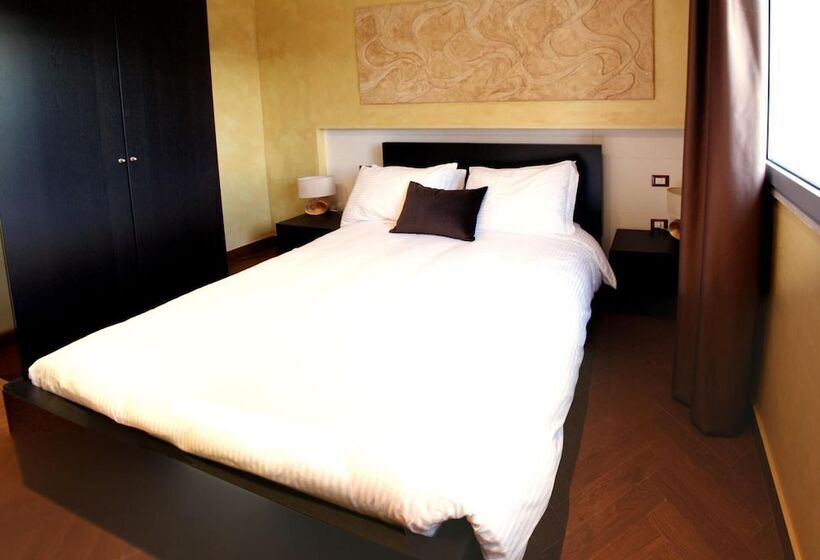 פנסיון Garden Holiday