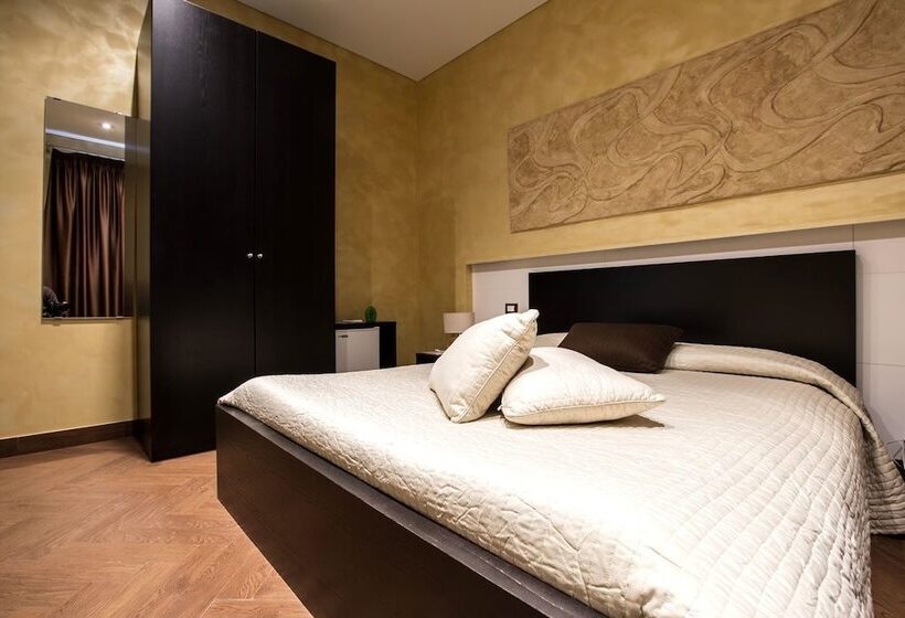 פנסיון Garden Holiday