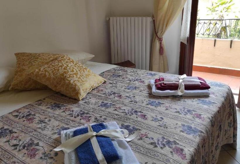 פנסיון La Pineta