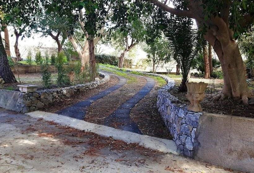 بنسيون Le Stanze Di Villa Labruto