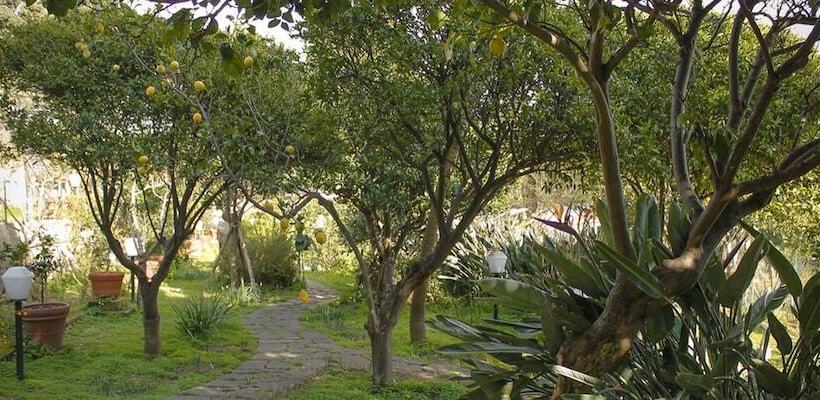 بنسيون Le Stanze Di Villa Labruto