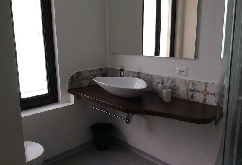 ペンション Villa Cesarina, Vallio Terme , Salo’