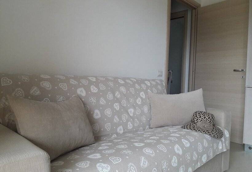 Poseidon Swim & Restaurant Apart