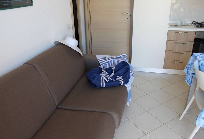 Poseidon Swim & Restaurant Apart