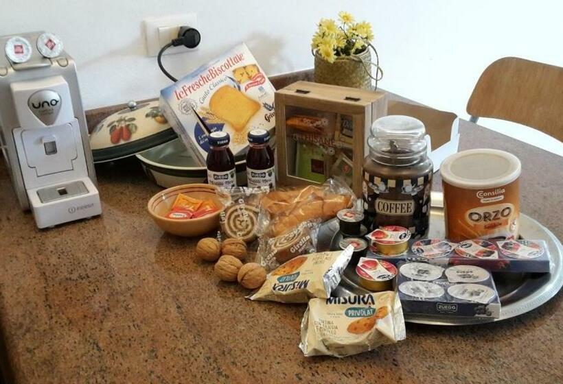 تختخواب و صبحانه Bed&breakfast Fiorella Sul Lago