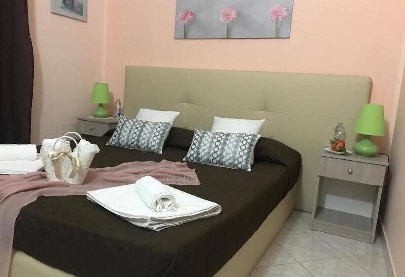 住宿加早餐  Affittacamere Il Cortile