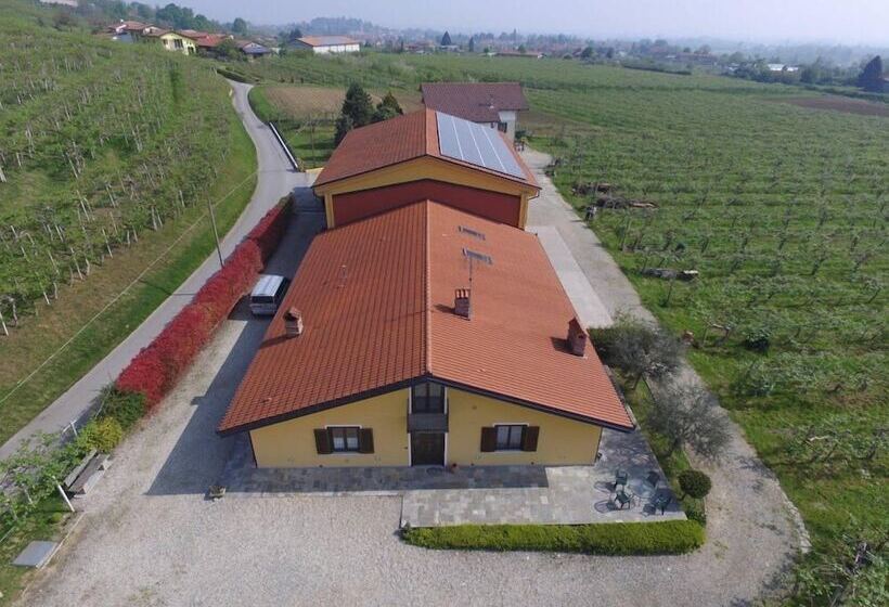 ベッドアンドブレックファースト Agrialpi By Salfrutta