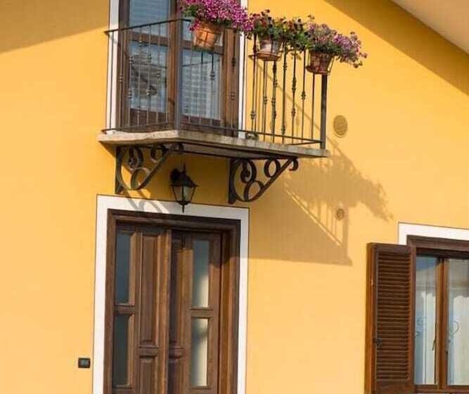 ベッドアンドブレックファースト Agrialpi By Salfrutta