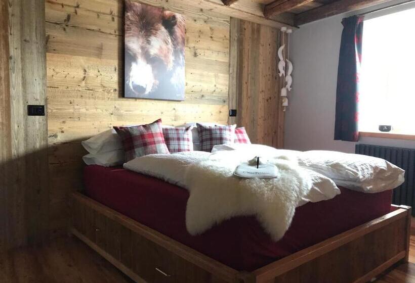 مبيت وإفطار Grizzly Haus & Frosch Restaurant   Teritoria