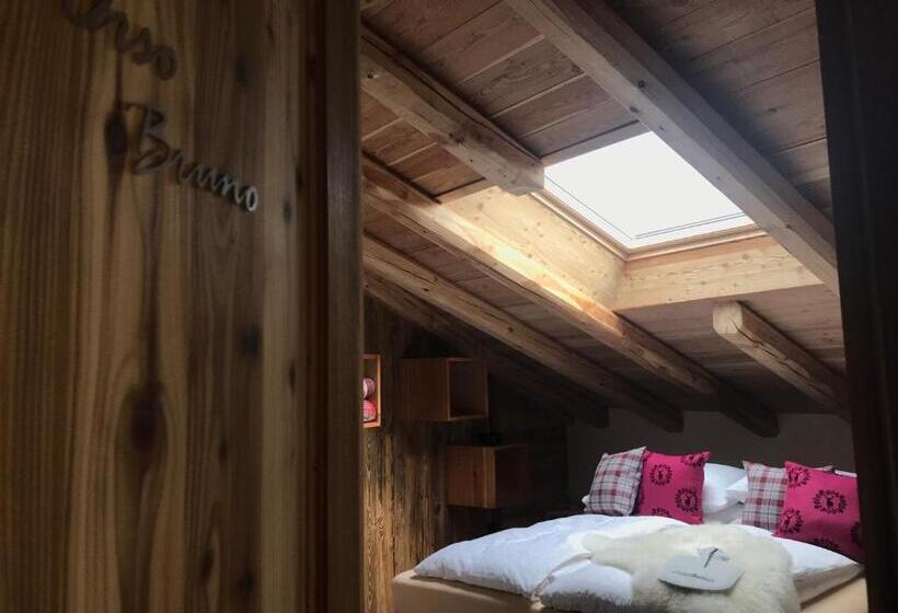 مبيت وإفطار Grizzly Haus & Frosch Restaurant   Teritoria