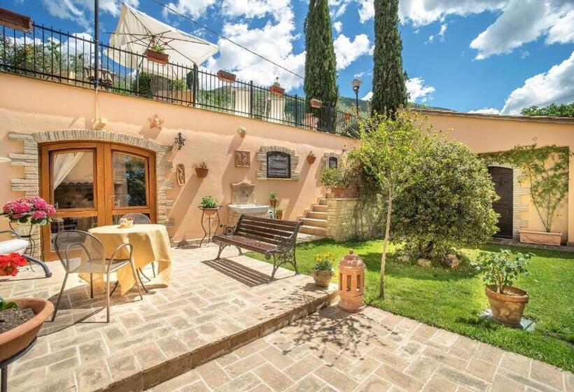 تختخواب و صبحانه L Agrifoglio Di Assisi Residenza Di Campagna