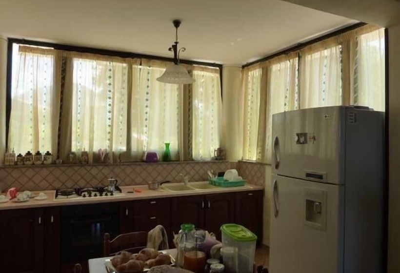 住宿加早餐  La Collina