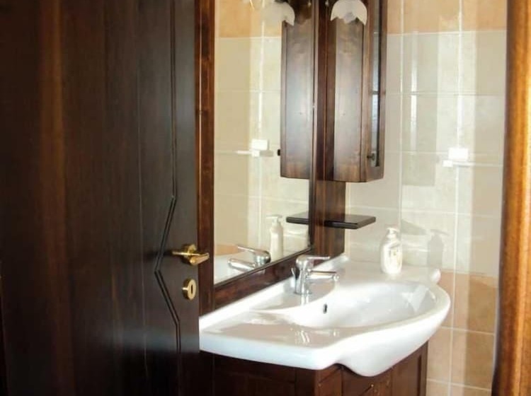 住宿加早餐  La Collina