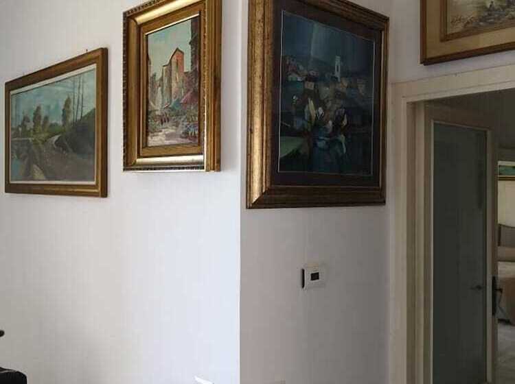 تختخواب و صبحانه La Duna Beach