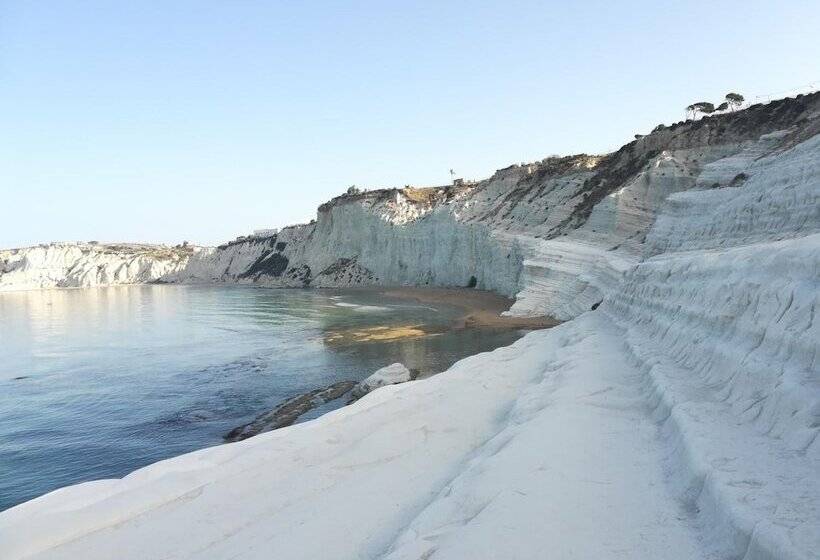 ベッドアンドブレックファースト U Scrusciu Do Mari