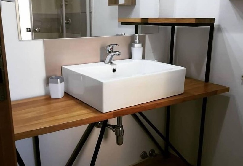 ベッドアンドブレックファースト U Scrusciu Do Mari