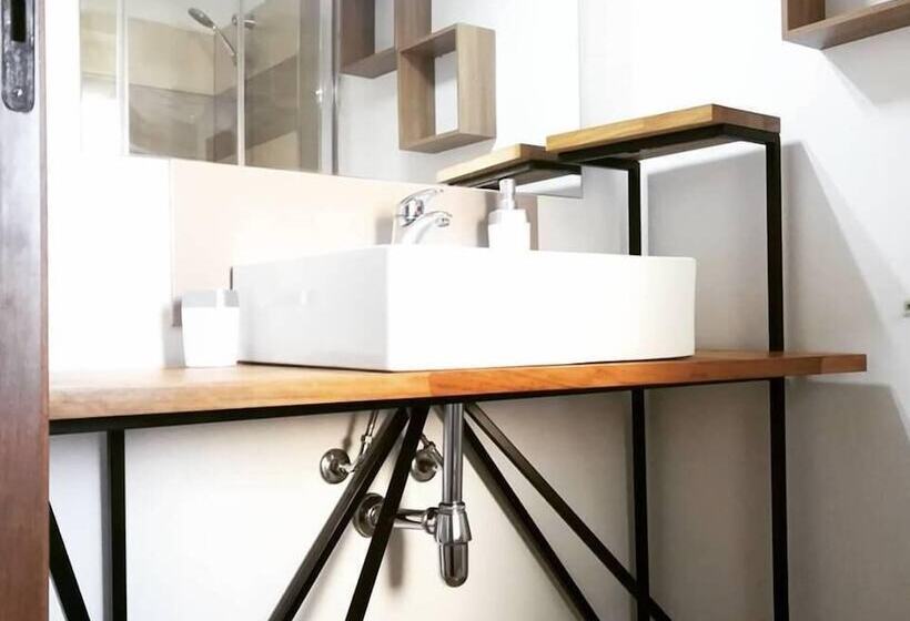 تختخواب و صبحانه U Scrusciu Do Mari