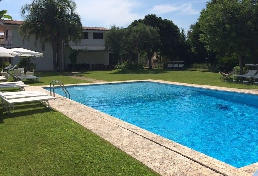 مبيت وإفطار Villa D Aquino